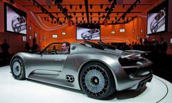 Обзор автомобиля Porsche 918