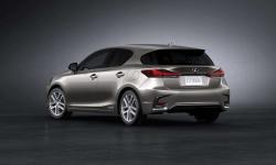 Фотографии новой модели хэтчбека Lexus CT 200h.